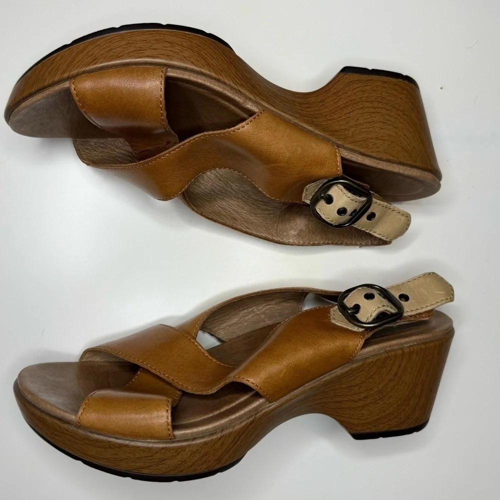 Dansko Jacinda Women's Two-Tone Brown Wedge Sandals Size 37 GUC
